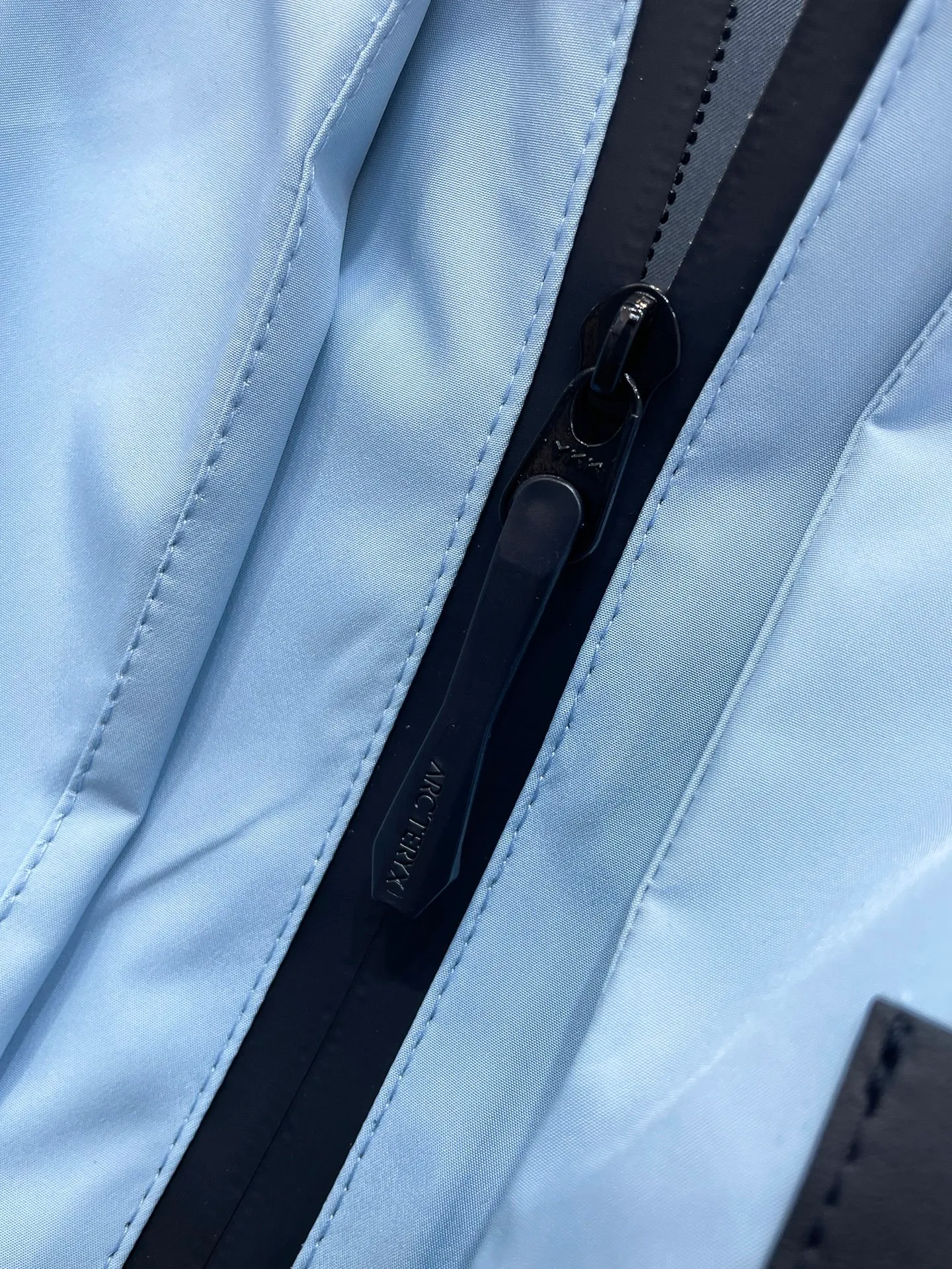 Same Style， ， 2026 New Arrival ， Original Premium Breathable ， ， ， Quality。 ， Sizes：M～3XL， 195